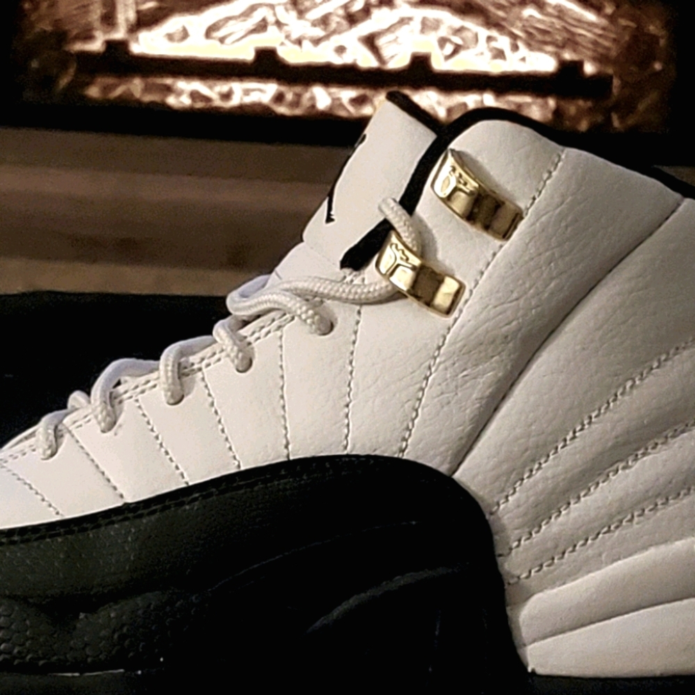 Boys jordan 12s